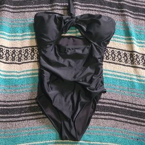 Medium Size Black Swimsuit No Straps Tie Front Strapless One Piece Beach